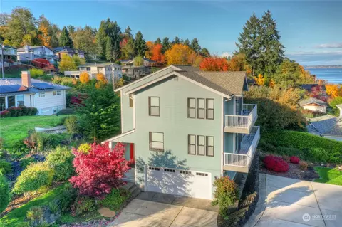 732 Sherman St NW, Olympia, WA 98502