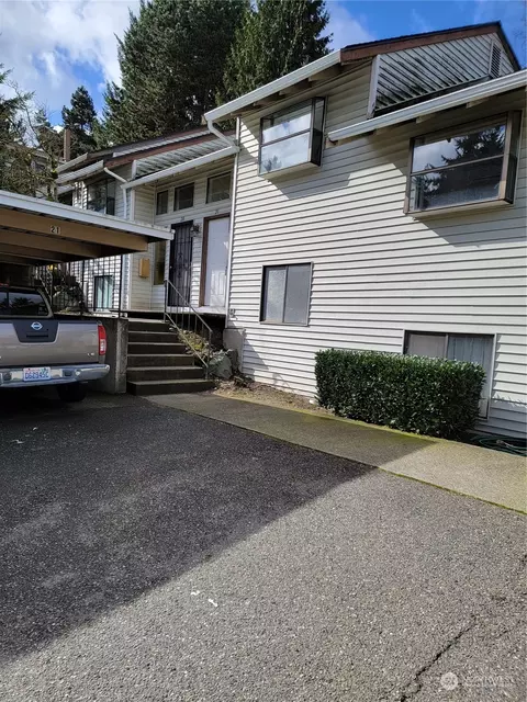 15625 42nd Ave S #21, Tukwila, WA 98188