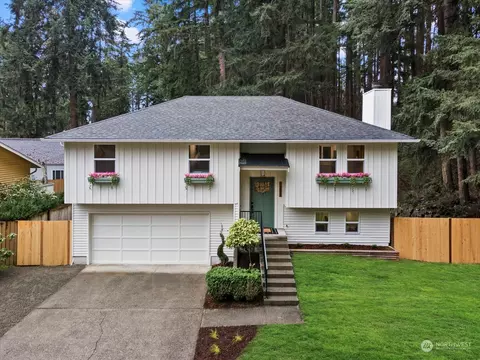18725 SE 268th St, Covington, WA 98042