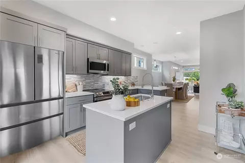 5020 148th St SW #C4, Edmonds, WA 98026