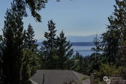 8111 46th Pl W #C4, Mukilteo, WA 98275