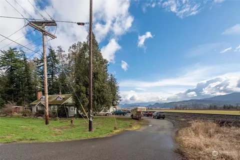 View/Area - 8684 Nooksack Rd, Everson, WA 98247 photo 1 of 7