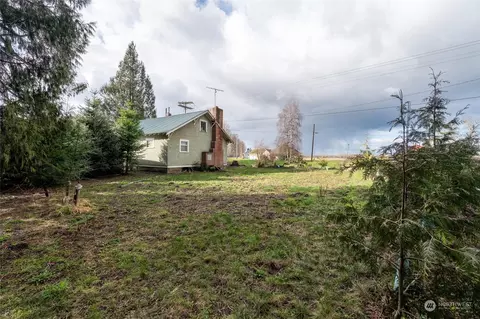 Exterior - 8684 Nooksack Rd, Everson, WA 98247 photo 7 of 8