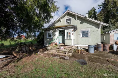 Exterior - 8684 Nooksack Rd, Everson, WA 98247 photo 4 of 8