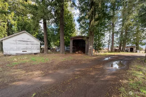 Exterior - 8684 Nooksack Rd, Everson, WA 98247 photo 6 of 8