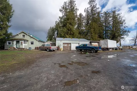 View/Area - 8684 Nooksack Rd, Everson, WA 98247 photo 2 of 7