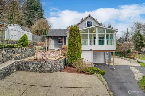 1243 Evans Ave W, Bremerton, WA 98312