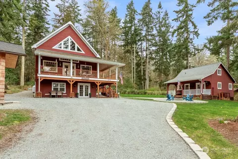 2070 Parker Rd, Camano Island, WA 98282