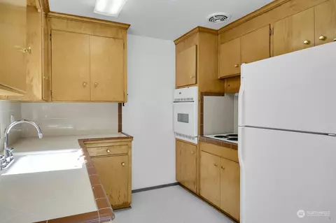 5839 5th Ave NW, Seattle, WA 98107 photo 9