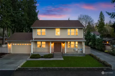 7112 NE 132nd St, Kirkland, WA 98034