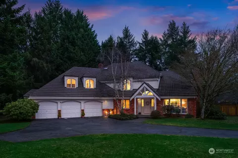 17112 NE 133rd St, Redmond, WA 98052