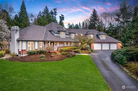 9511 221st Pl SE, Woodinville, WA 98077
