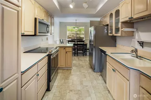 Kitchen - 8932 Lowell Larimer Rd, Everett, WA 98208 photo 1 of 3