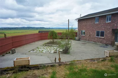 Exterior - 8932 Lowell Larimer Rd, Everett, WA 98208 photo 9 of 14