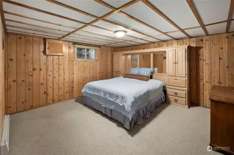 Bedroom - 313 47th St SE, Everett, WA 98203 photo 2 of 2