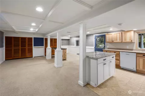 Kitchen - 313 47th St SE, Everett, WA 98203 photo 5 of 6