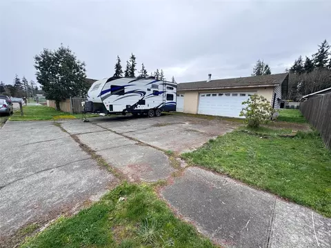 616 W 13th St, Port Angeles, WA 98362