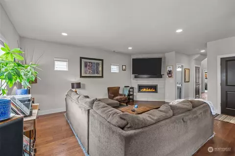 Living - 16822 1st Ave W, Bothell, WA 98012 photo 3 of 3