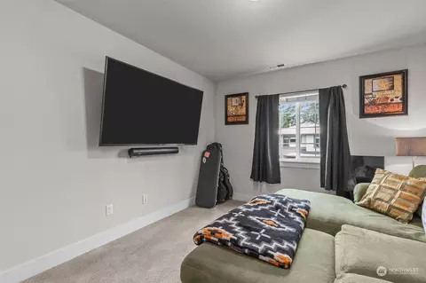 Bedroom - 16822 1st Ave W, Bothell, WA 98012 photo 9 of 10