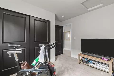 Bedroom - 16822 1st Ave W, Bothell, WA 98012 photo 7 of 10