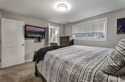 Bedroom - 16808 17th Ave E, Spanaway, WA 98387 photo 3 of 3