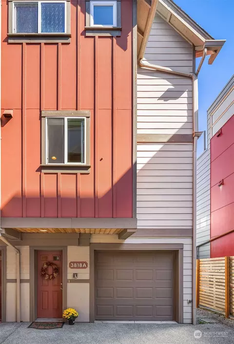 3818 Whitman Ave N #A, Seattle, WA 98103