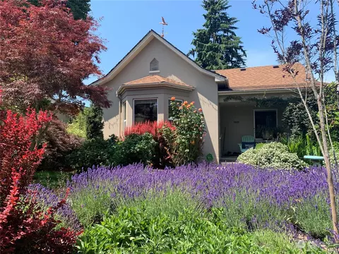 10011 61st Ave S, Seattle, WA 98178