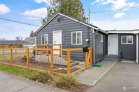 100 Main St, Lynden, WA 98264
