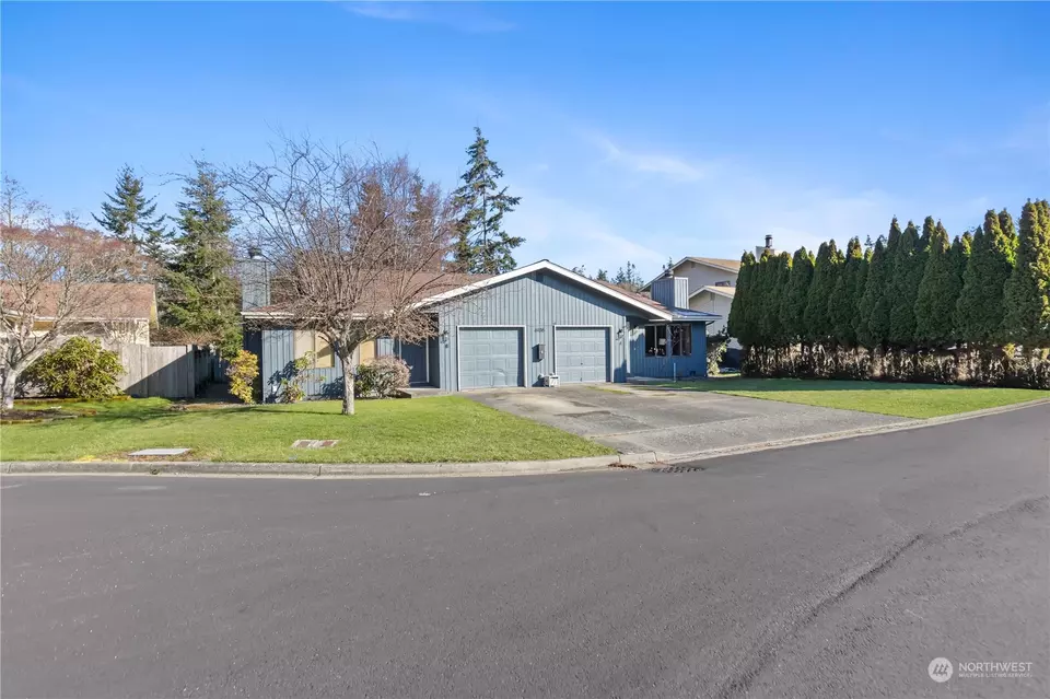 Exterior - 6106 Parkside Dr, Anacortes, WA 98221 photo 3 of 8