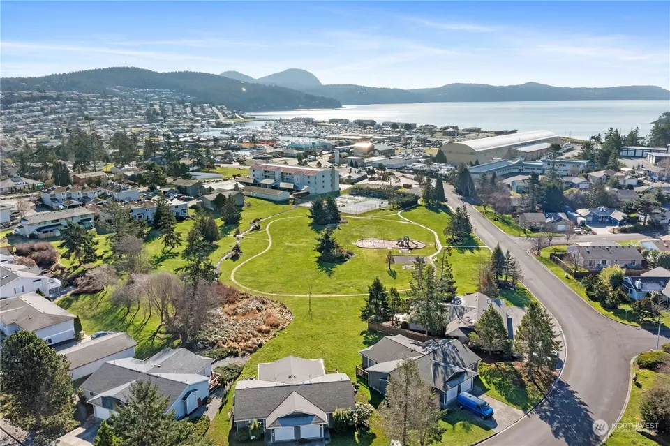View/Area - 6106 Parkside Dr, Anacortes, WA 98221 photo 7 of 11