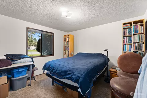 Bedroom - 6106 Parkside Dr, Anacortes, WA 98221 photo 1 of 3
