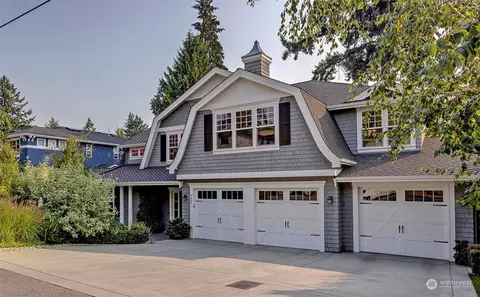 9227 NE 5th St, Bellevue, WA 98004