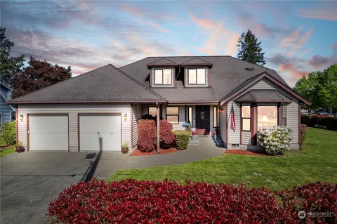 192 S D St, Buckley, WA 98321