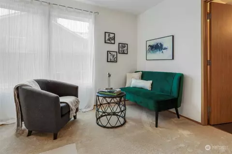 Living - 18819 1st Pl W, Bothell, WA 98012 photo 11 of 12