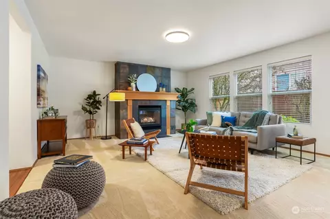 Living - 18819 1st Pl W, Bothell, WA 98012 photo 4 of 12