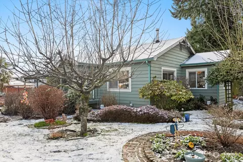 Exterior - 9730 Sharon Dr, Everett, WA 98204 photo 2 of 13