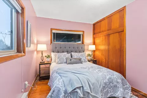 Bedroom - 9730 Sharon Dr, Everett, WA 98204 photo 2 of 3