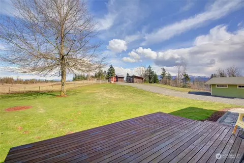 Exterior - 1950 Central Rd, Everson, WA 98247 photo 5 of 10