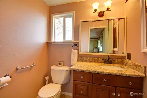 Bath - 1950 Central Rd, Everson, WA 98247 photo 1 of 2