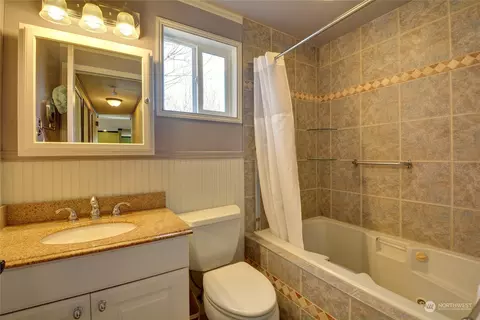 Bath - 1950 Central Rd, Everson, WA 98247 photo 2 of 2