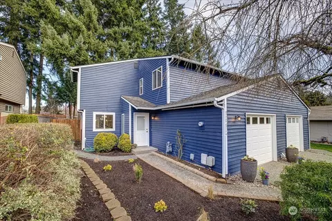 13212 NE 138th Pl, Kirkland, WA 98034