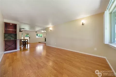 Living - 2507 Harmony Ln, Enumclaw, WA 98022 photo 1 of 2