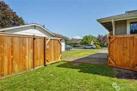 Exterior - 2507 Harmony Ln, Enumclaw, WA 98022 photo 8 of 8