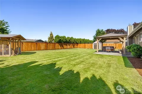 Exterior - 2507 Harmony Ln, Enumclaw, WA 98022 photo 7 of 8
