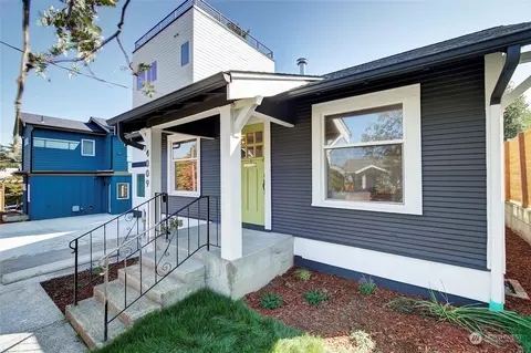 4009 SW Hanford St, Seattle, WA 98116