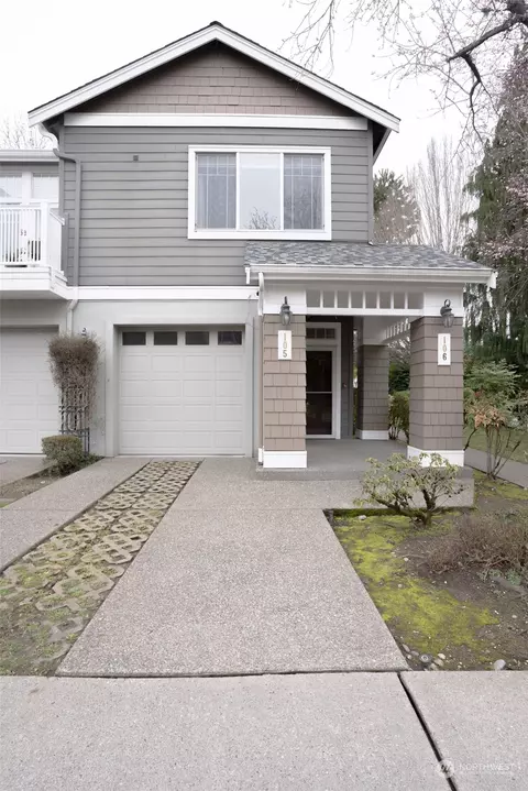 561 Anacortes Ct NE #105, Renton, WA 98059