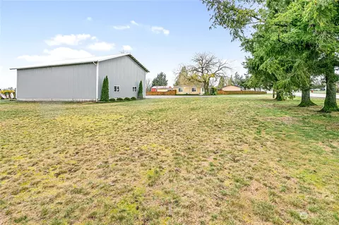 Exterior - 499 E Pole Rd, Lynden, WA 98264 photo 10 of 10
