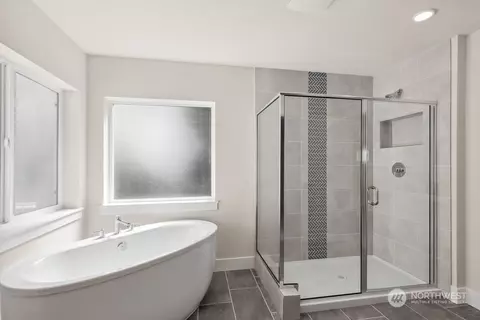 Bath - 17916 3rd Pl W, Bothell, WA 98012 photo 5 of 8