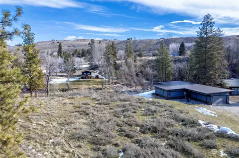 613 Pine Loop, Winthrop, WA 98862 photo 4