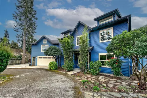 15749 Greenwood Ave N, Shoreline, WA 98133